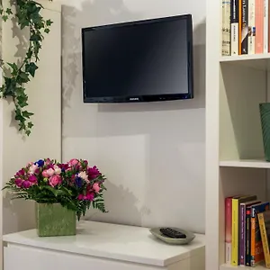 As Feel - Piazza Dei Satiri Apartment